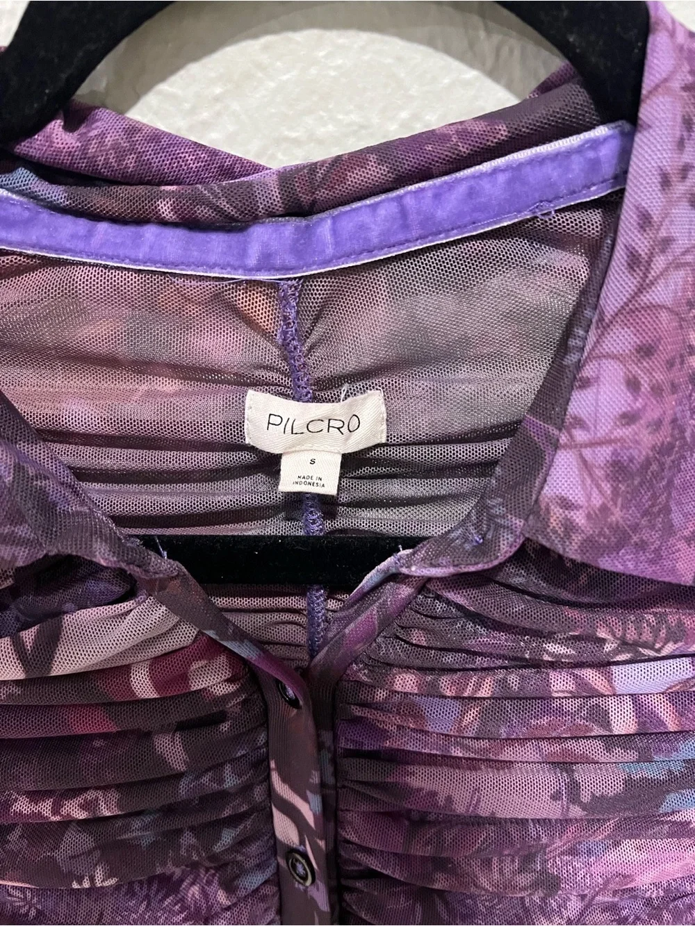 Pilcro Purple Ruched Button-Front Floral Print Shirt Size Small EUC Whimsical - Picture 2 of 3